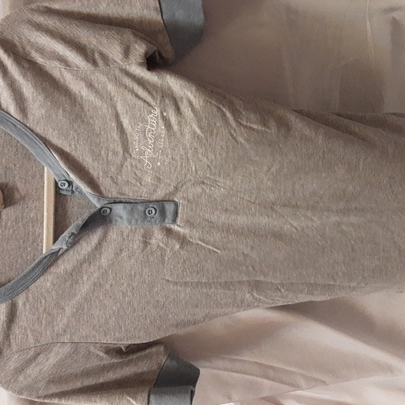 Top - Picture 1 of 2